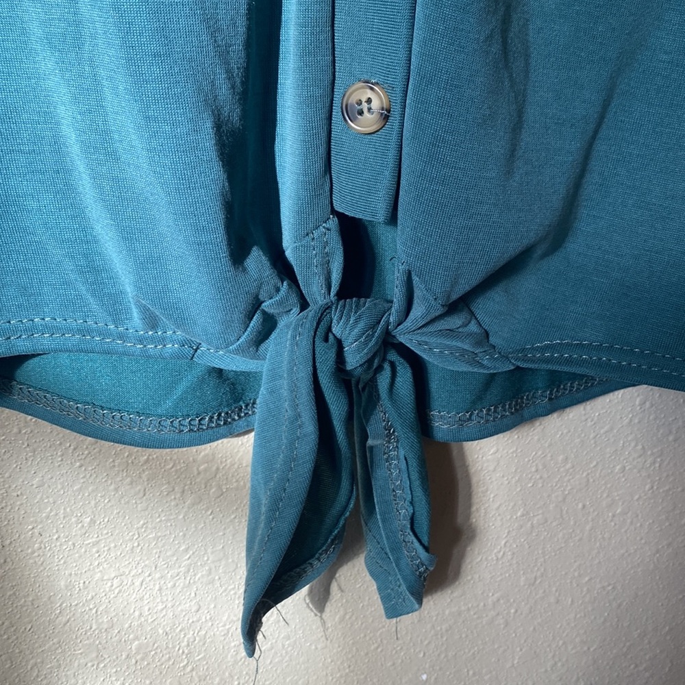 Green Envelope button down top M - Picture 3 of 6